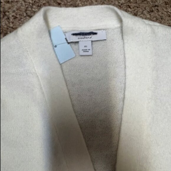 ANN TAYLOR WEEKEND COLLECTION WINTER WHITE BRUSHED LONG V NECK CARDIGAN SWEATER - Picture 5 of 7